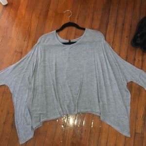 grey wide to narrow long sleeved top